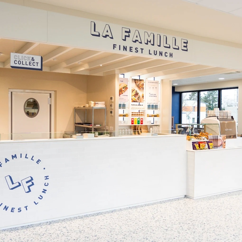 LA FAMILLE Finest Lunch restauration rapide Mont Saint Aignan